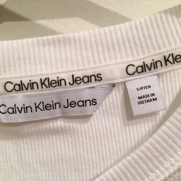 Calvin Klein blouse - Picture 2 of 5